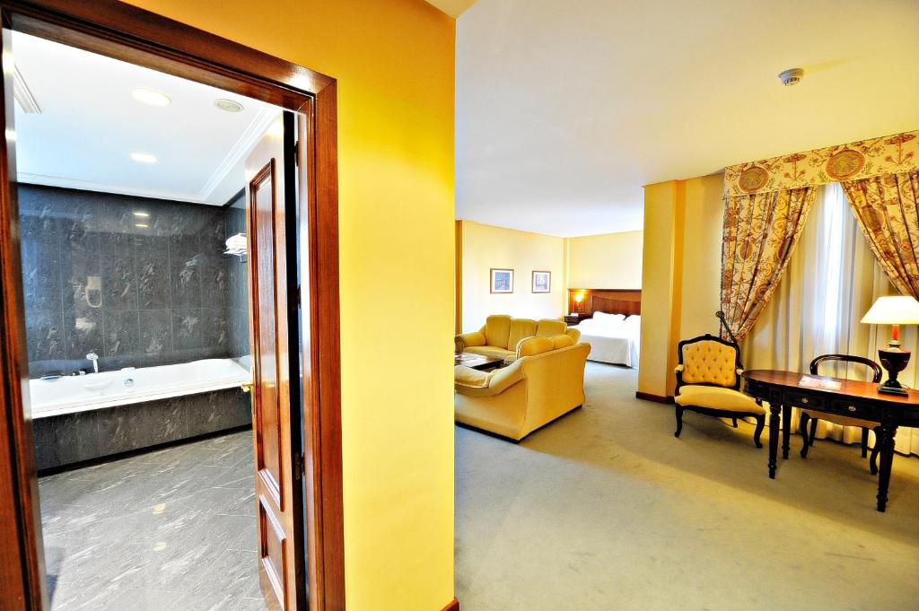 Hotel Lozano photo 3