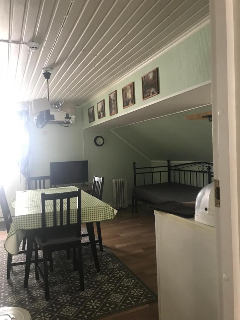 Box Bed & Breakfast photo 2