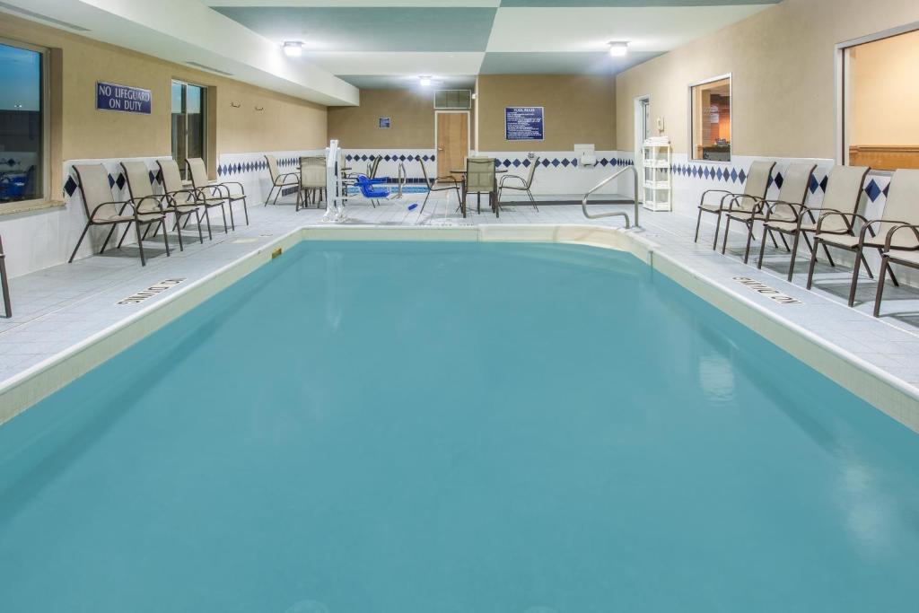 Baymont by Wyndham South Haven photo 1