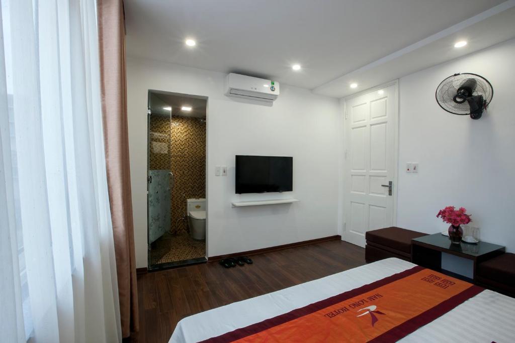 Двухместный (Двухместный номер Делюкс с 1 кроватью), Nam Long Hotel
