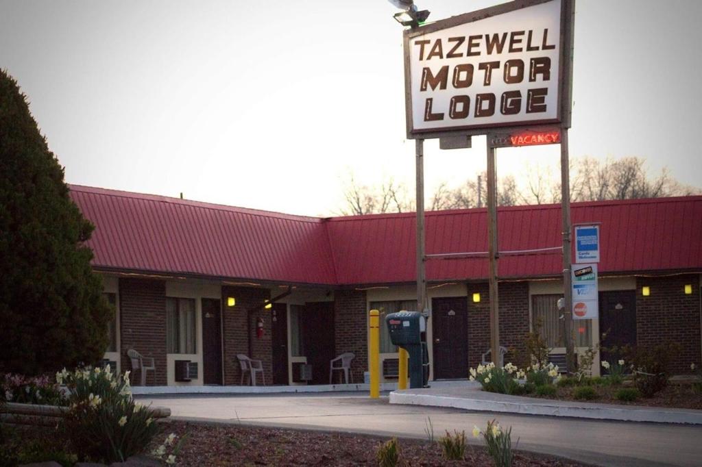 Tazewell Motor Lodge photo 4