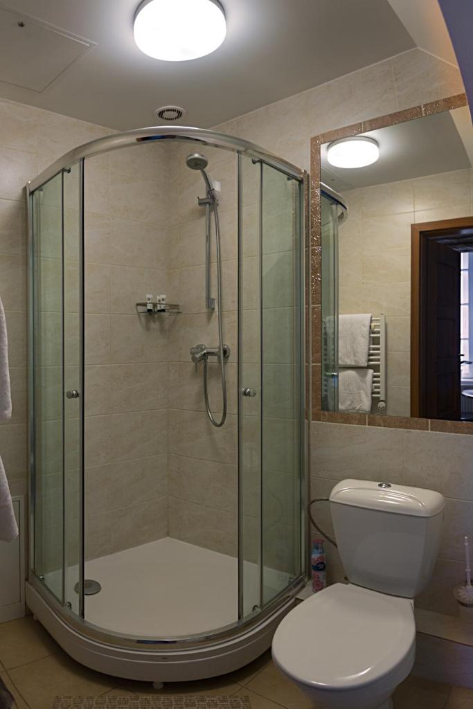 Двухместный (Улучшенный двухместный номер с 1 кроватью), Bernardinu B&B House