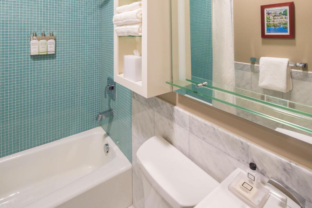 Двухместный (Номер Делюкс с кроватью размера «king-size» и кухней), The Mark Spencer Hotel