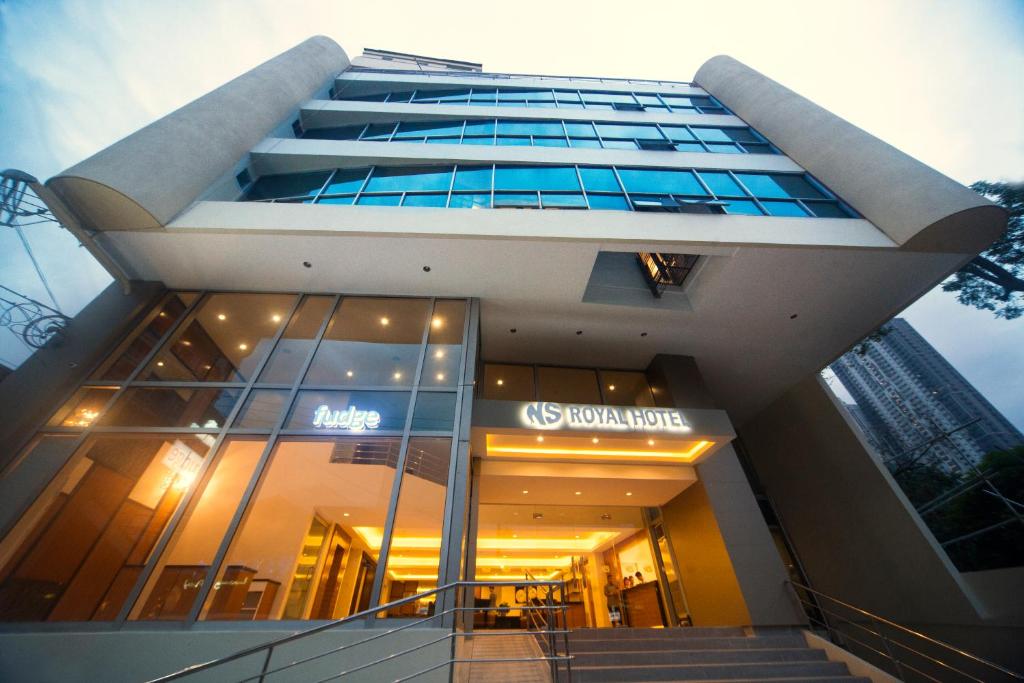 NS Royal Hotel photo 4