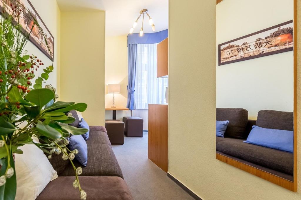 Трехместный (Трехместный номер), EXPO Hotel Frankfurt