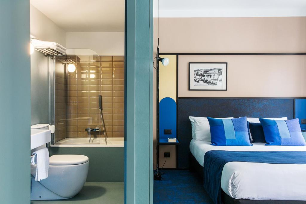 Студио (Улучшенный двухместный номер с 1 кроватью), Hôtel les Cigales