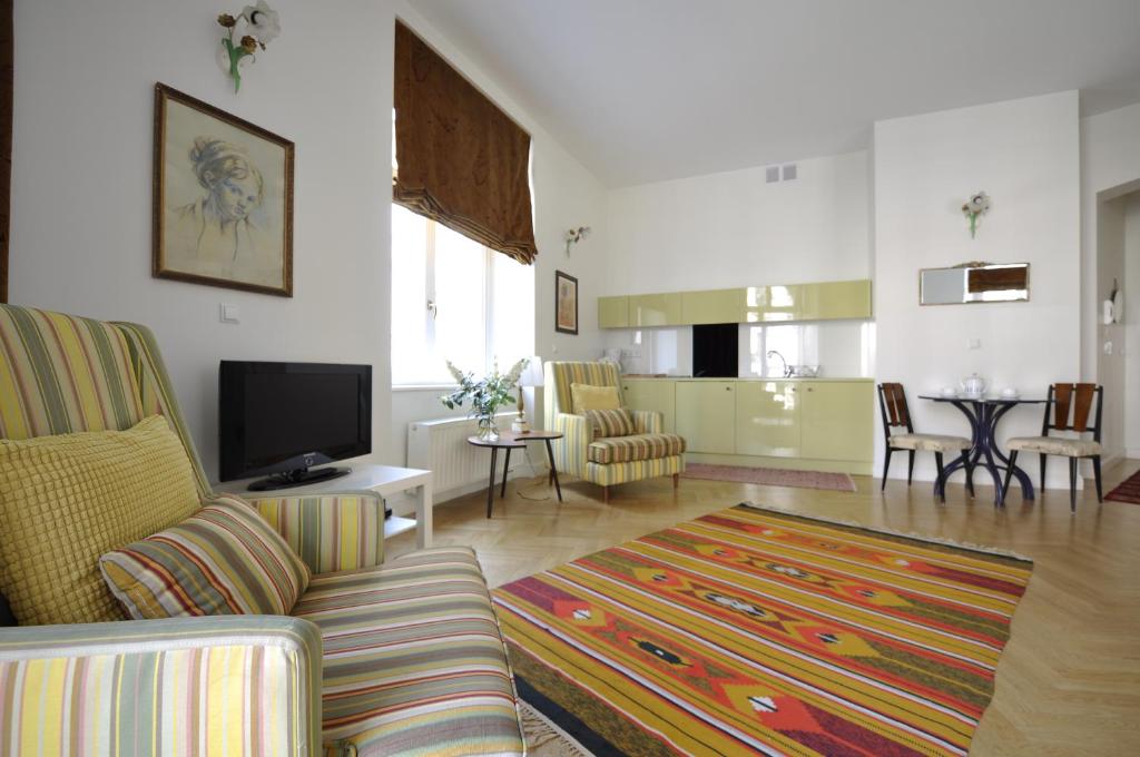 Апартаменты (Улучшенные апартаменты), Crystal Suites Old Town