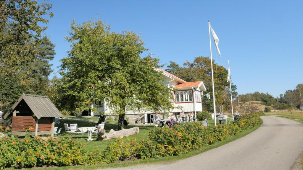 Tavlebords Honungsgård photo 4