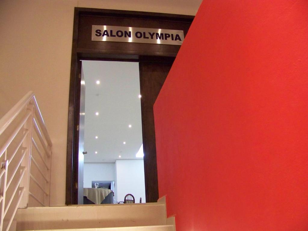 Hotel Oasis photo 4