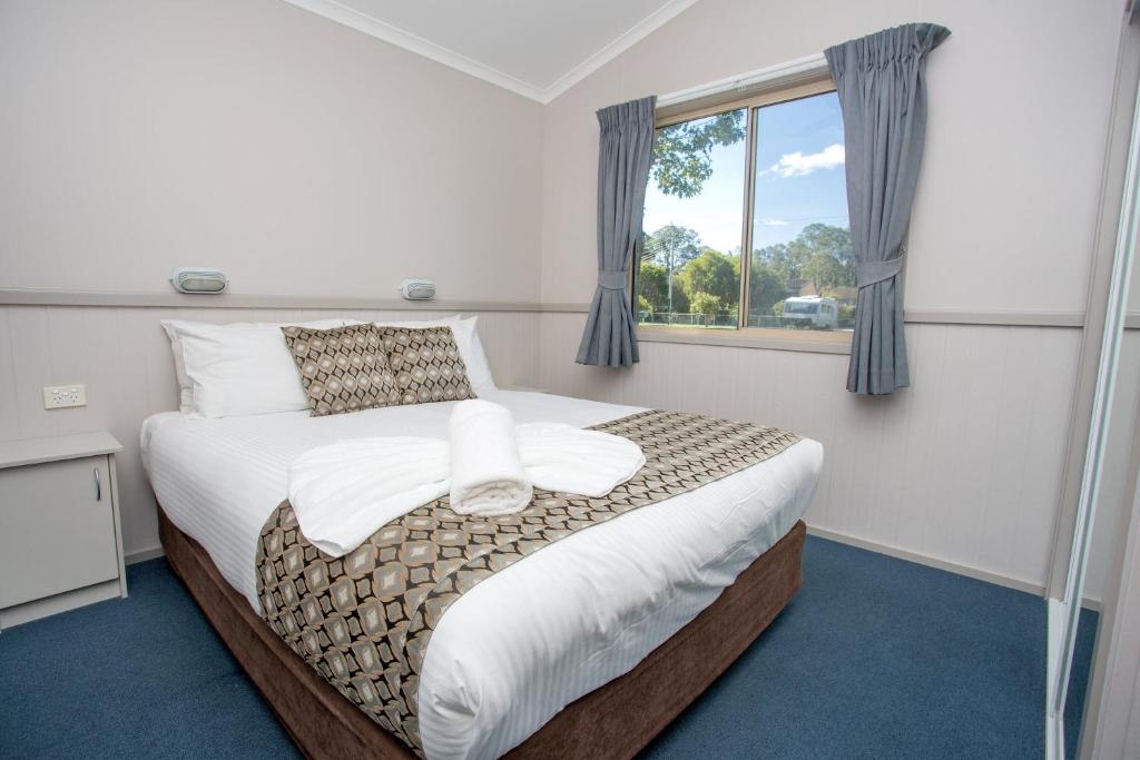 BIG4 Batemans Bay At Easts Riverside Holiday Park - Tap to explore photos