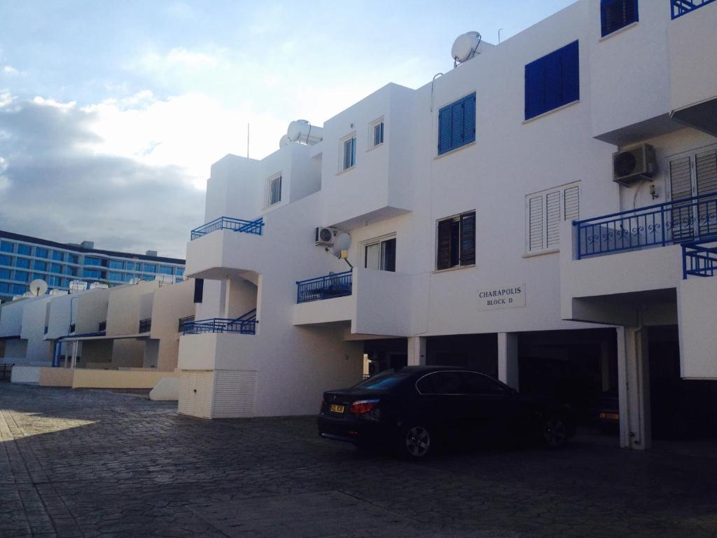 Latchi Holiday Flat photo 3