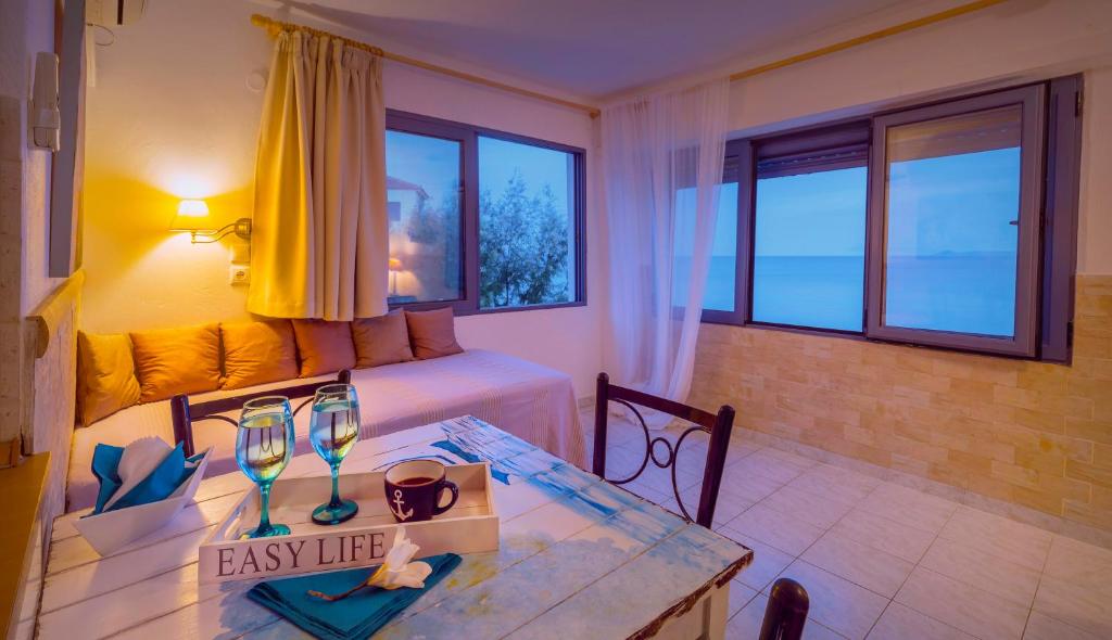 Hotel Avlakia photo 4