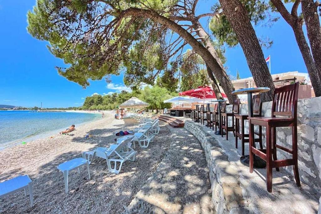 Apartments & Rooms Seaside