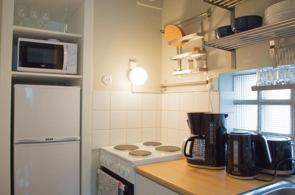 Borent Suite Apartment photo 4