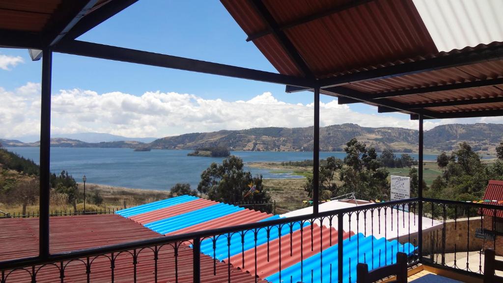 Lago de Tota Las Heliconias photo 3