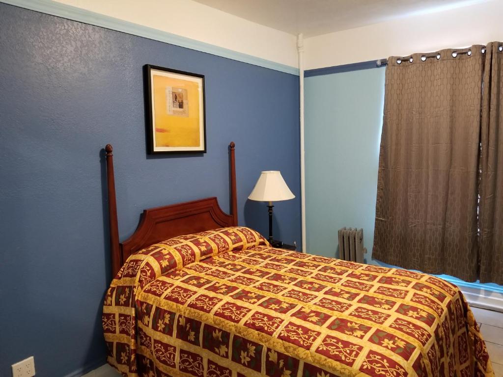 Page Hotel image