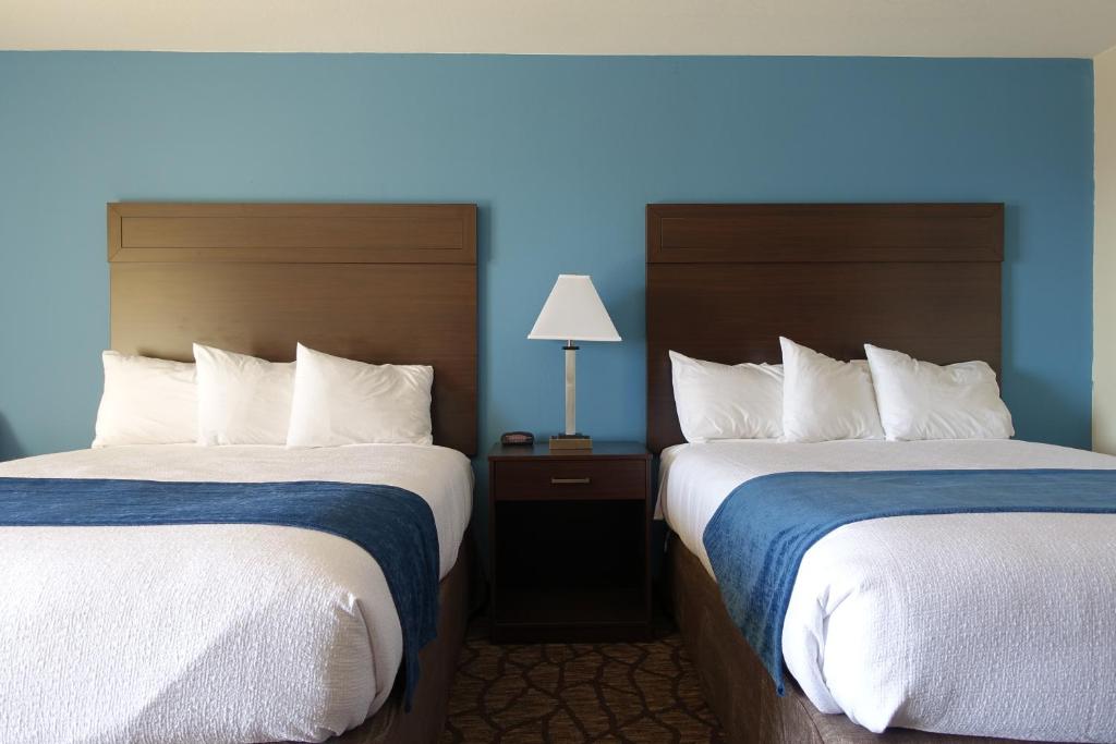 Harborside Inn photo 1