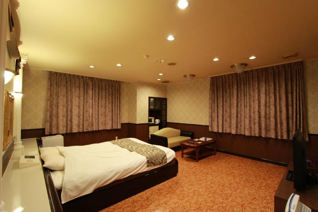 Hotel JIN (Adult Only) photo 2