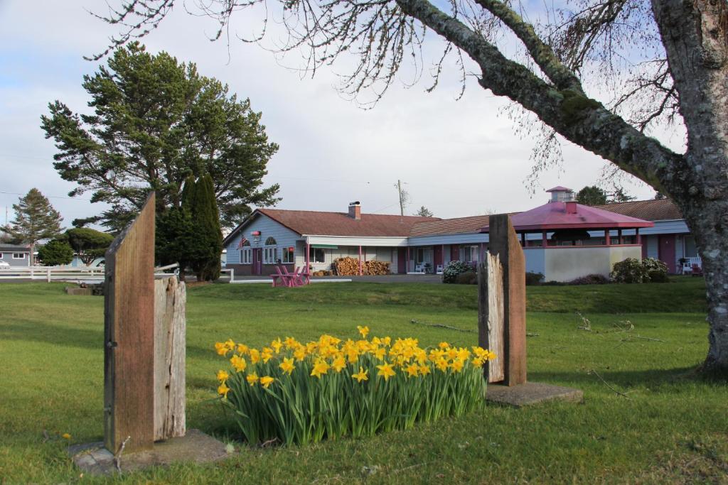 Mariners Cove Inn photo 2