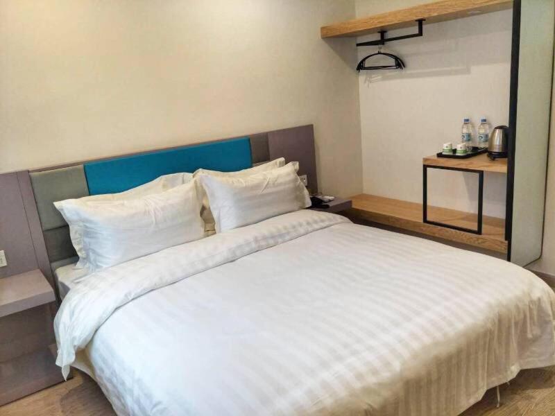 Двухместный (Номер с кроватью размера «queen-size»), Motel 168 Shanghai Changping Road Branch