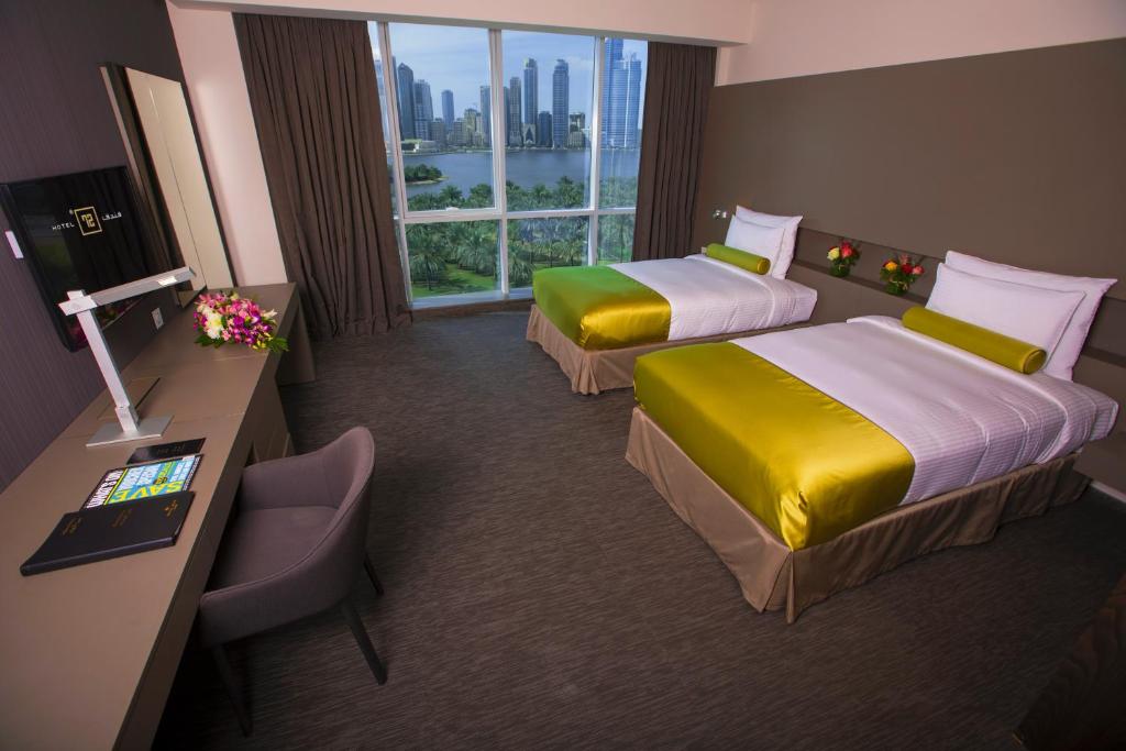 Сьюит (Полулюкс с 2 отдельными кроватями), Отель Royal Tulip 72 Hotel