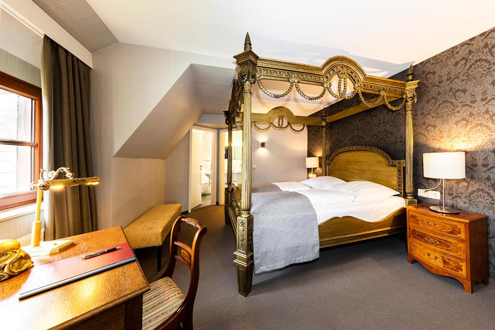 Burghotel photo 4