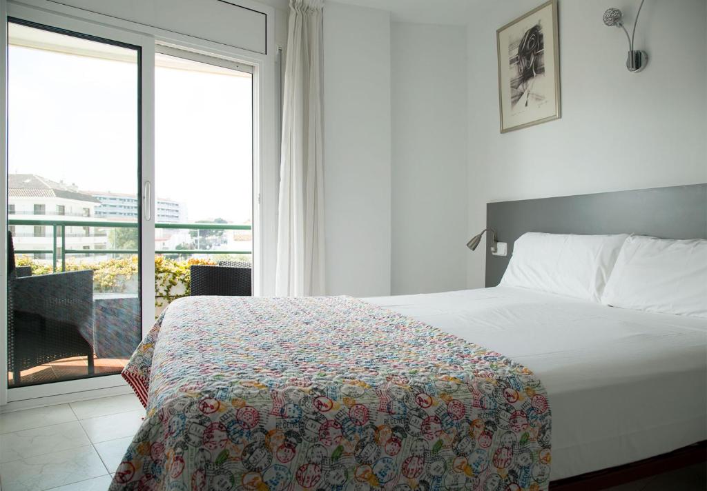 Apartaments Plus Costa Brava Estartit photo 4
