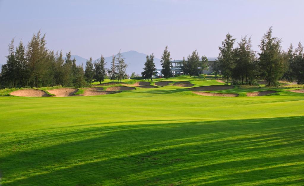 Montgomerie Links Villas