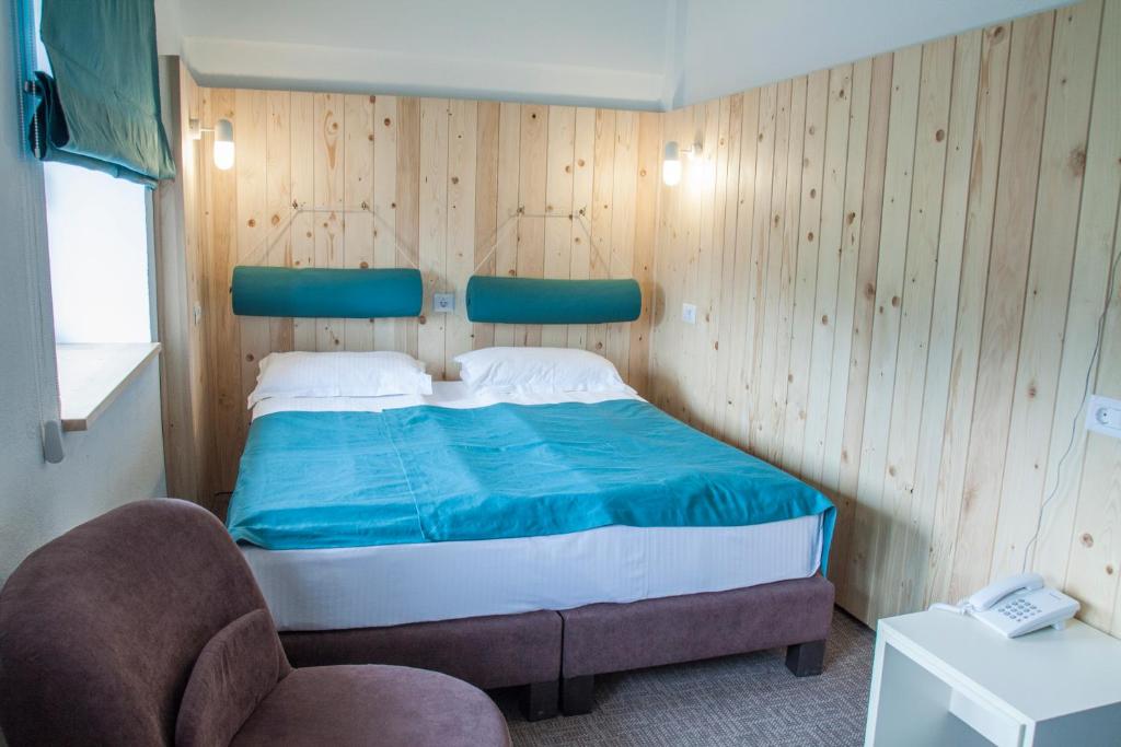 Двухместный (Стандартный двухместный номер с 1 кроватью), Hotel Cota O Mie