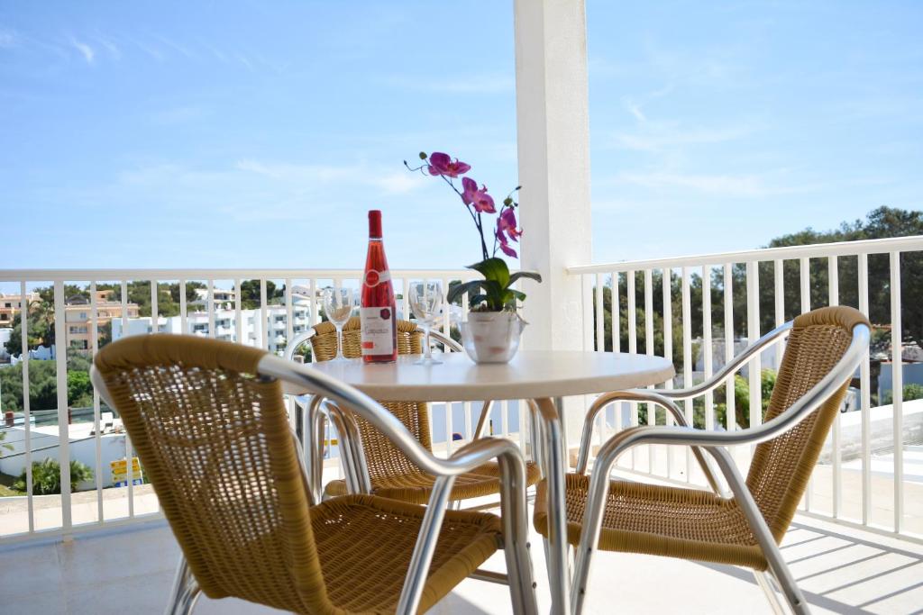 Apartamentos Ferrera Pins