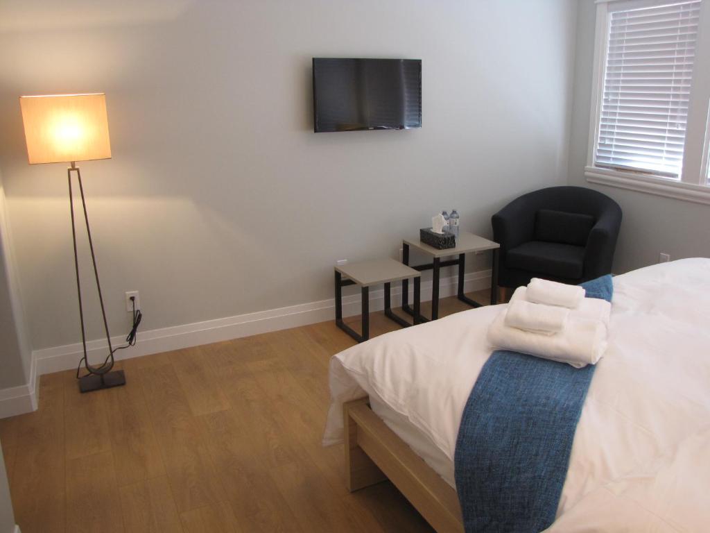 Riverfront Bed and Breakfast photo 1