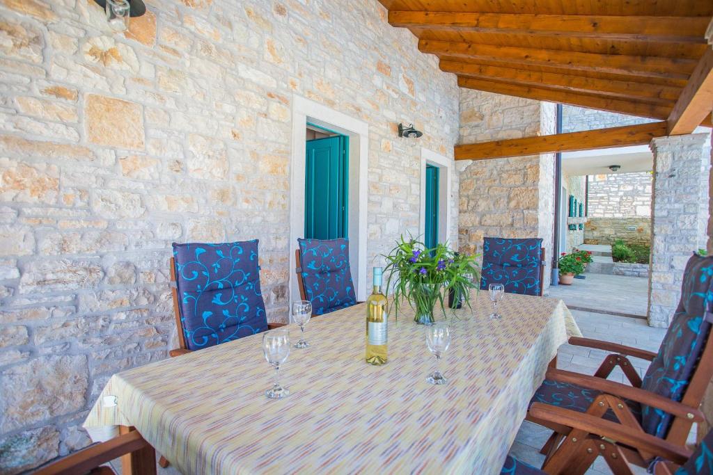 Villa Medvidići photo 1