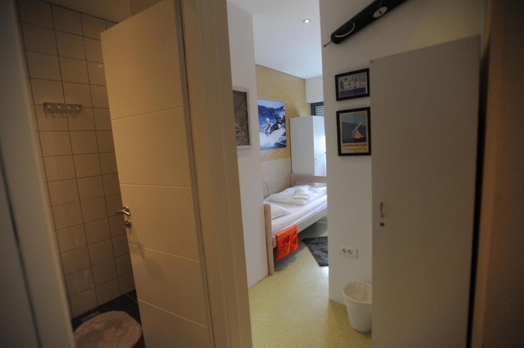Windward Hostel Zadar photo 1