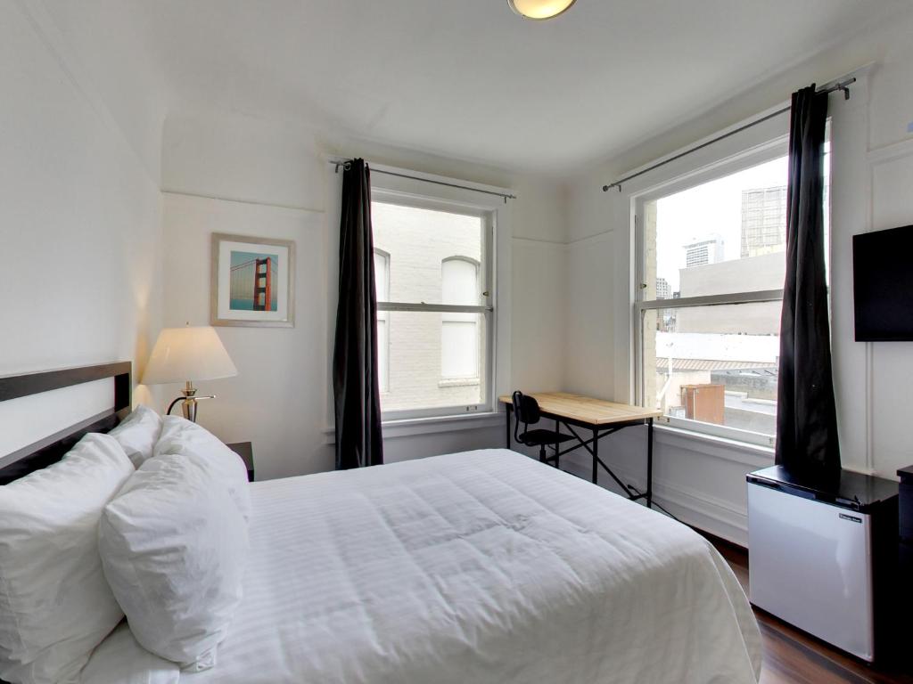 Hotel Ikon image