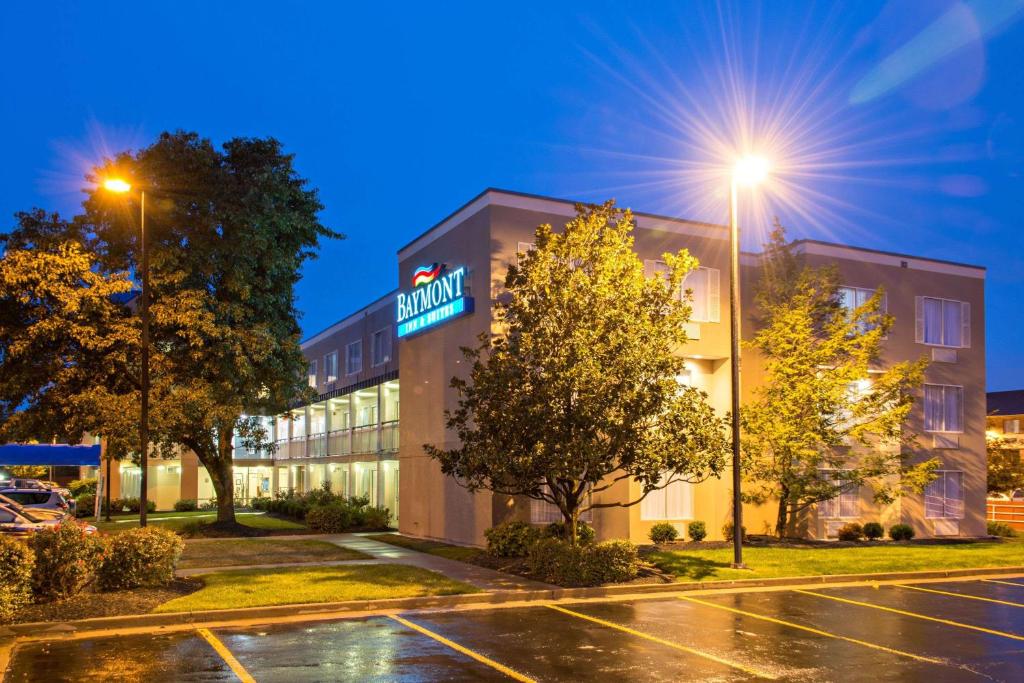 Baymont by Wyndham Louisville East image