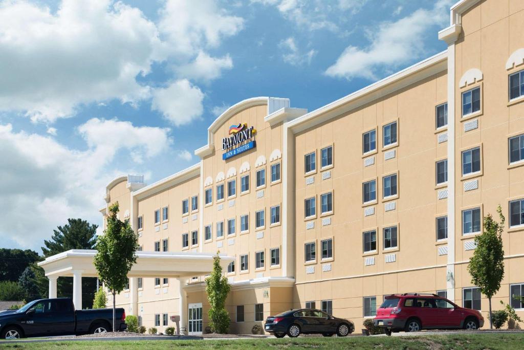 Baymont by Wyndham Erie image