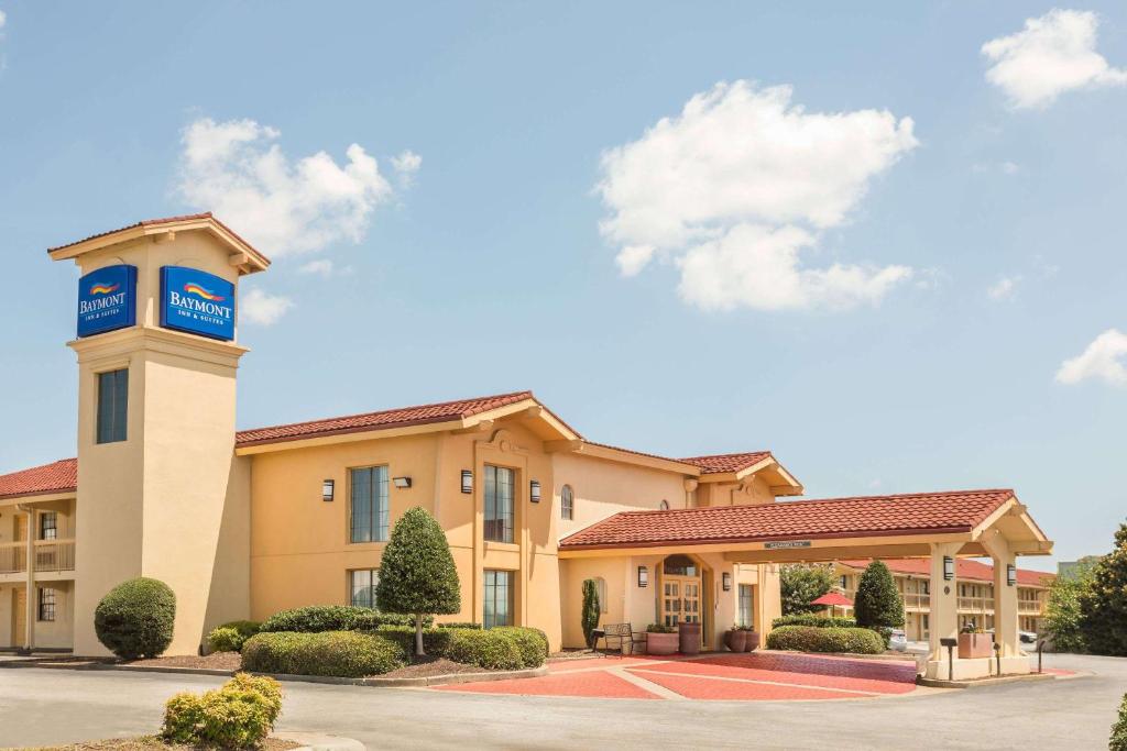 Baymont by Wyndham Greenville Woodruff Rd image