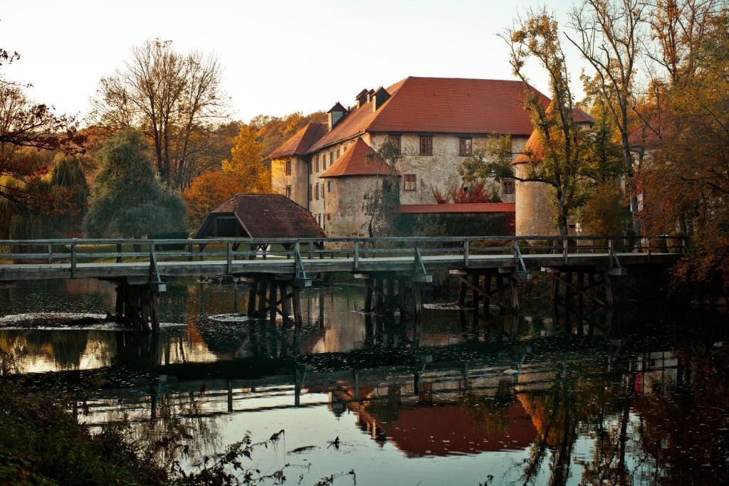 Hotel Grad Otočec - Relais Chateaux photo 1