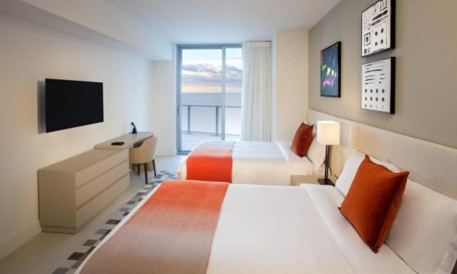 Hyde Beach Residence photo 2