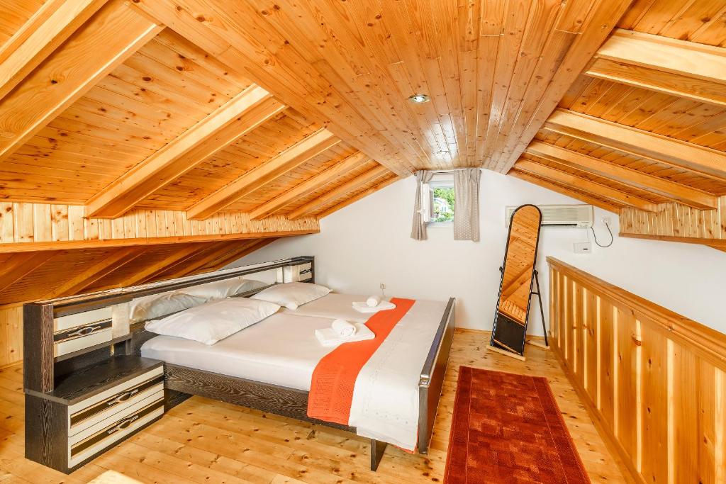Apartmani Amila-Pisak photo 4