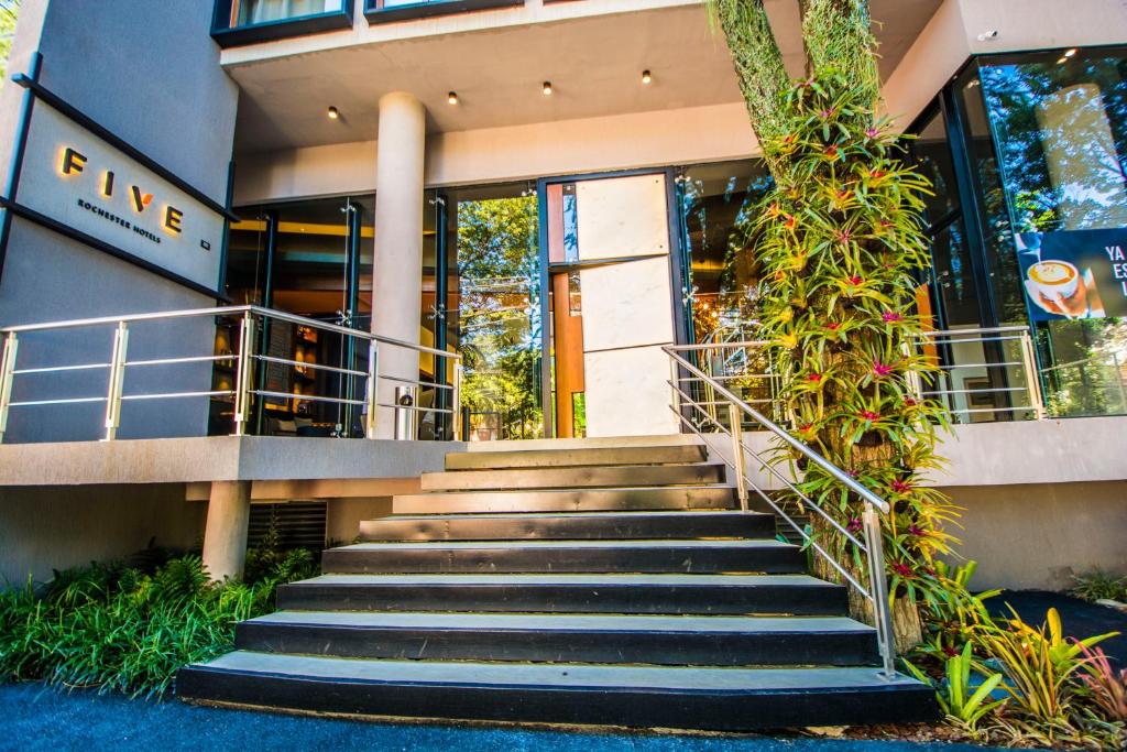Five Hotel & Residences photo 2
