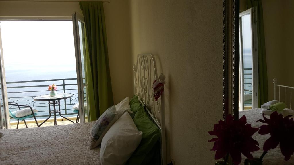 Lighthouse Apartments photo 3