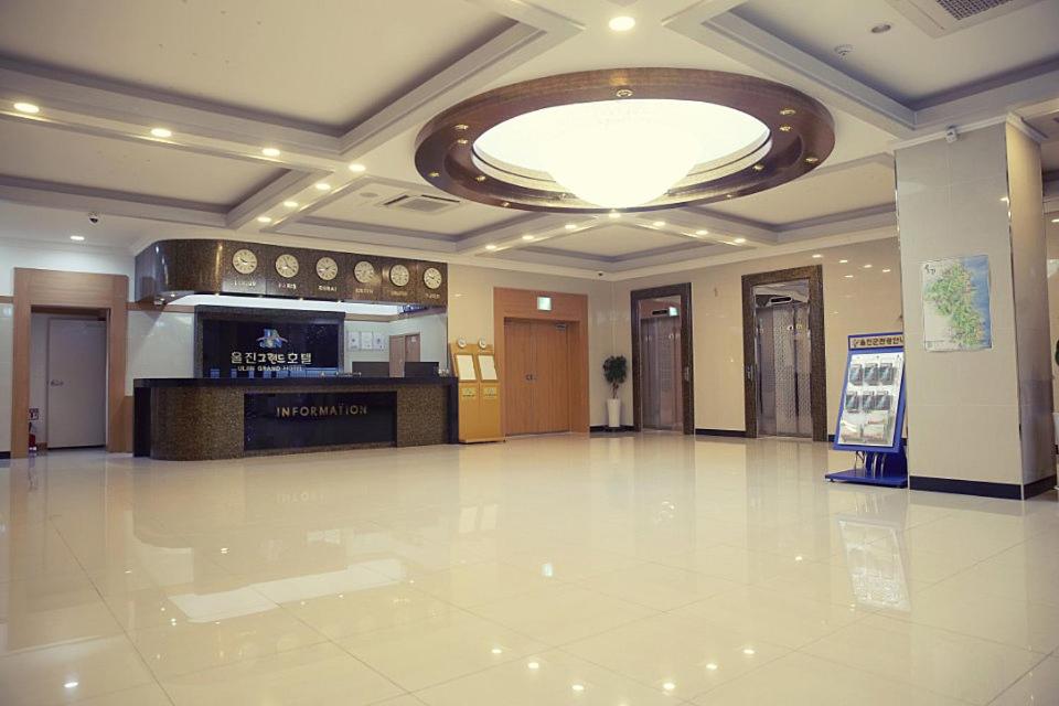 Uljin Grand Hotel photo 1