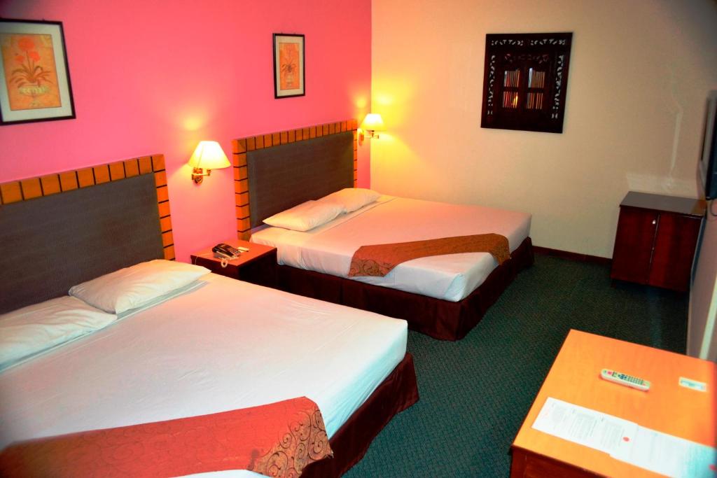 Семейный (Семейный номер (для 4 взрослых)), Hotel Caliber