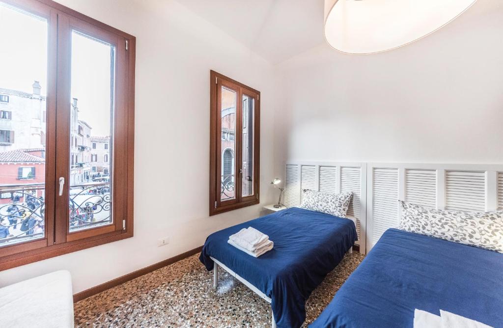 Ca' d'Oro suite photo 3