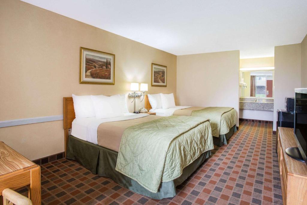 Ramada by Wyndham Wytheville photo 4