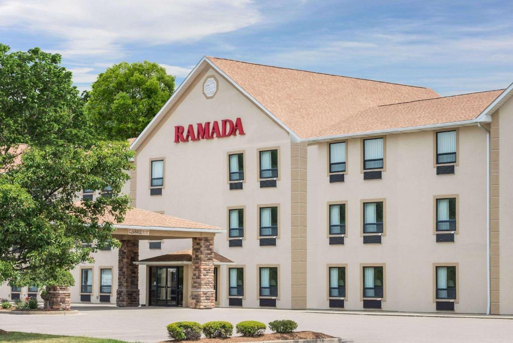 Ramada by Wyndham Strasburg Dover image