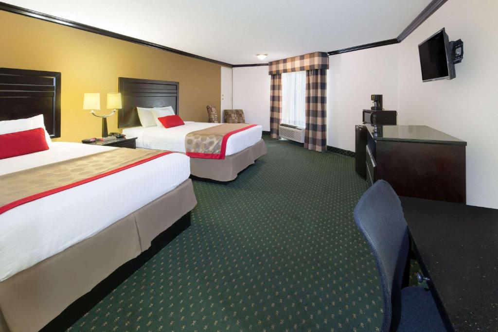 Ramada by Wyndham Ontario image