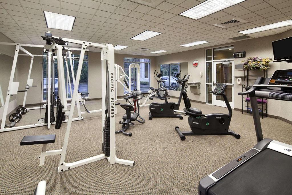Ramada by Wyndham Olympia photo 3