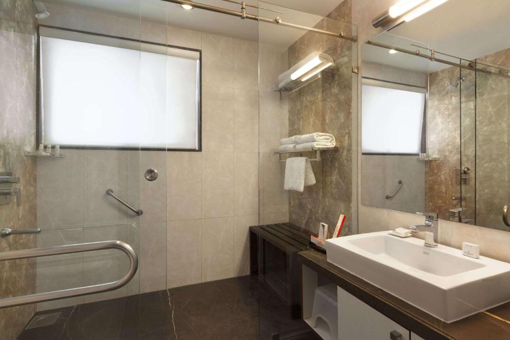 Ramada Ahmedabad photo 3